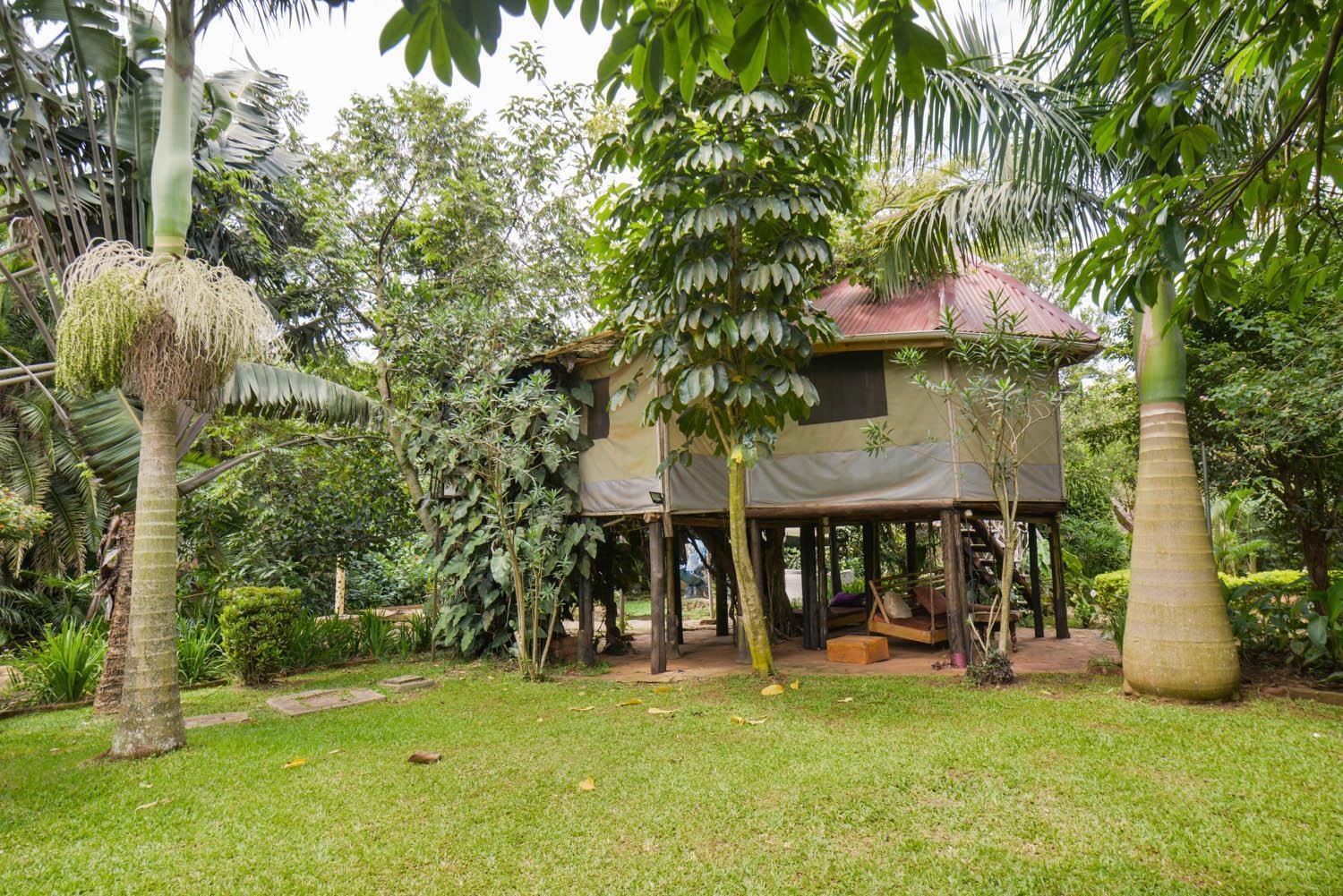 Malakai Eco Lodge Kitende ภายนอก รูปภาพ