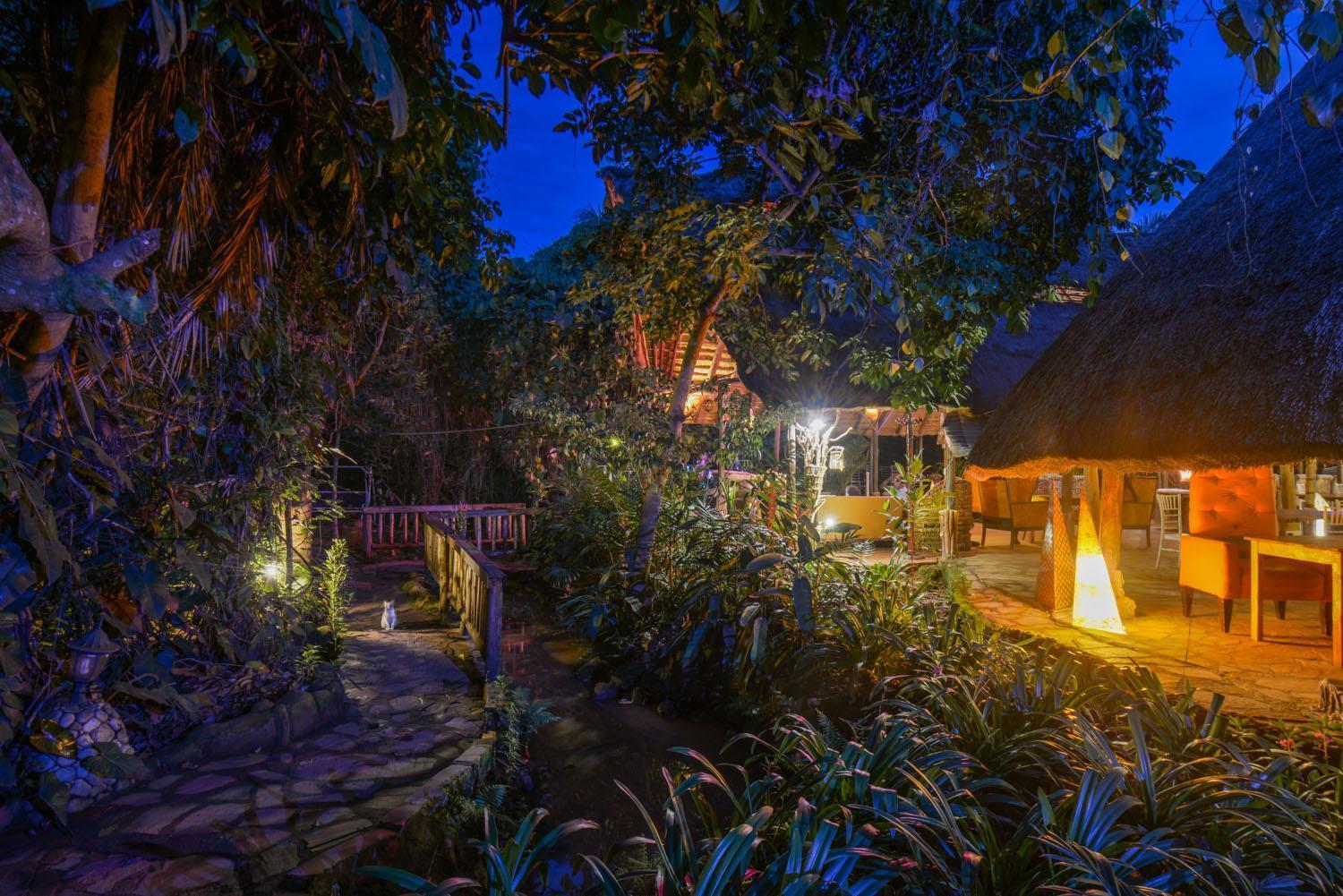 Malakai Eco Lodge Kitende ภายนอก รูปภาพ