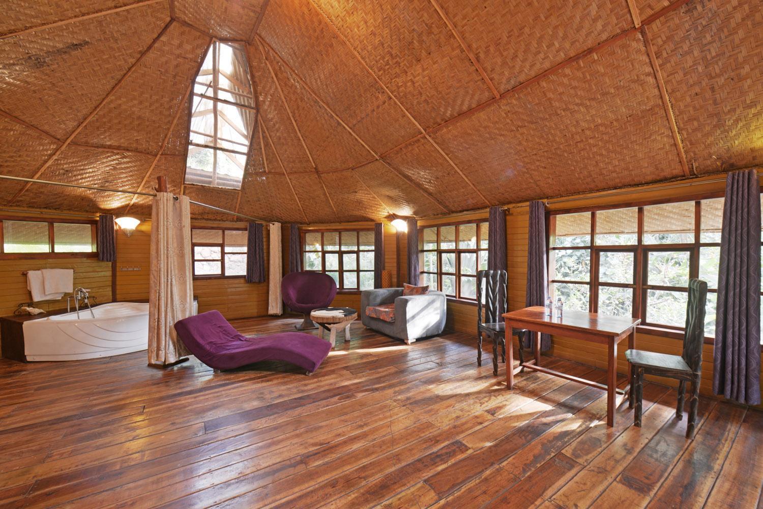 Malakai Eco Lodge Kitende ภายนอก รูปภาพ
